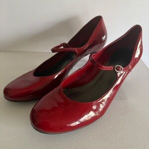 Nine West Fayther Red Patent Leather Mary Jane Heels Women's Sz 9